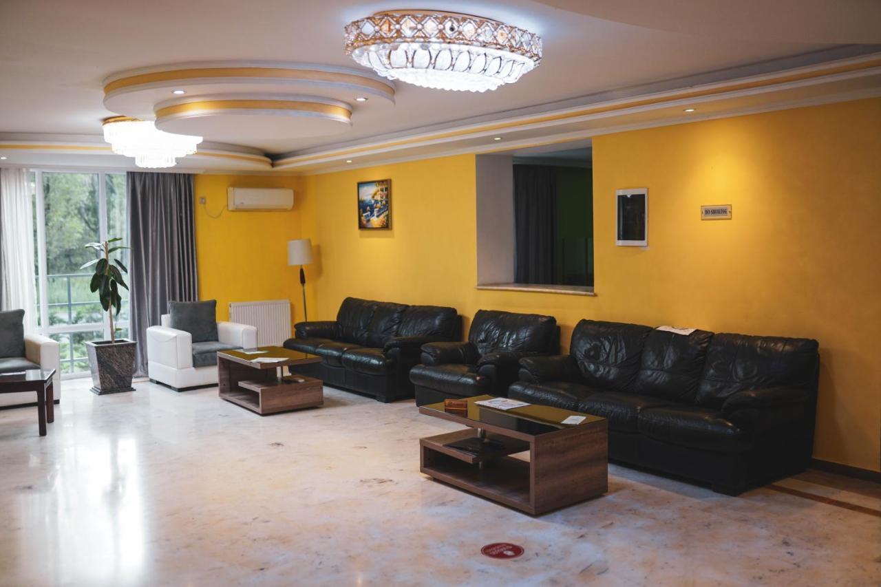 Hotel Park Green Poti Luaran gambar