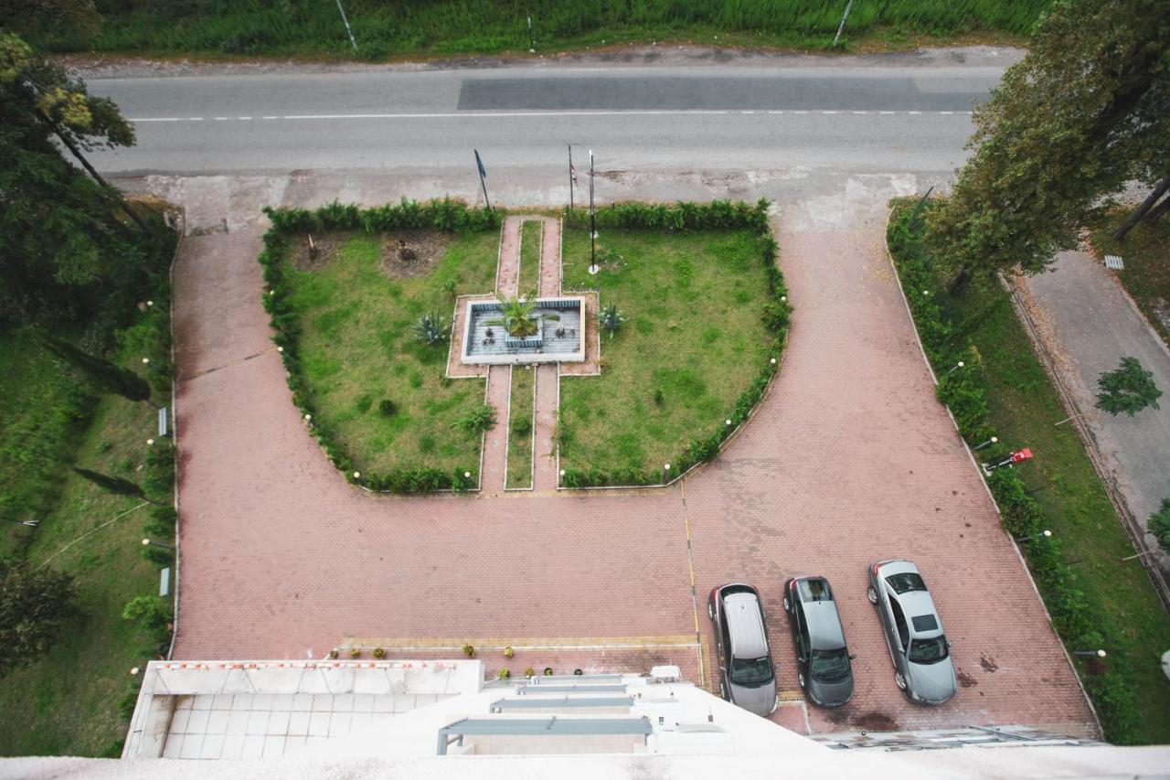 Hotel Park Green Poti Luaran gambar
