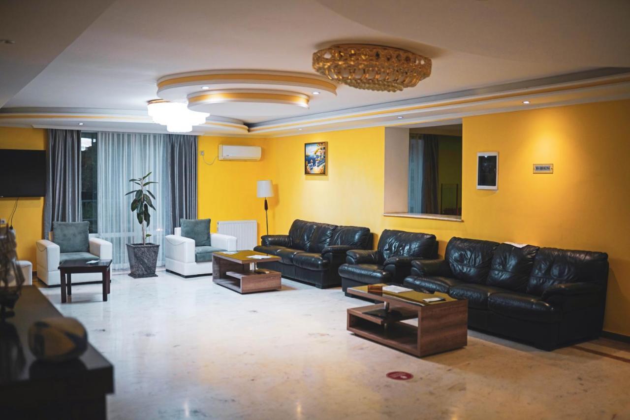 Hotel Park Green Poti Luaran gambar